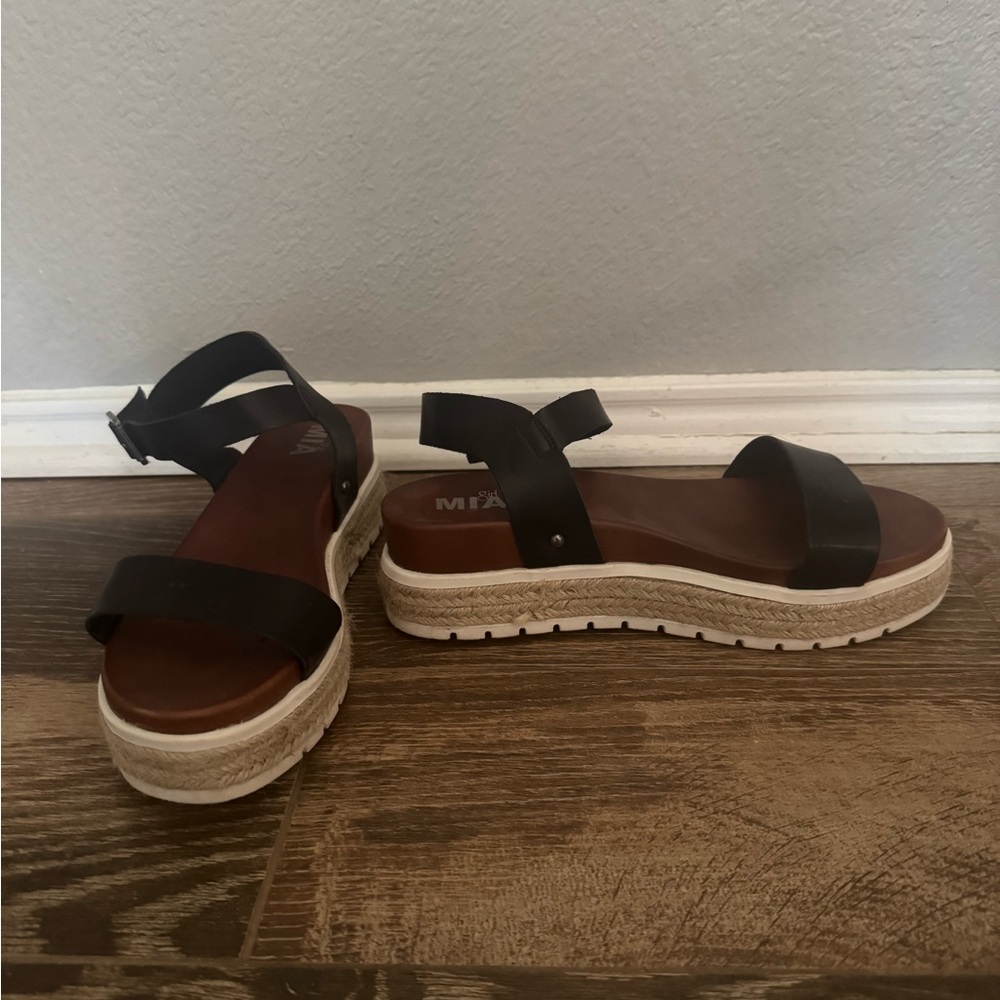 MIA Ankle Sandals